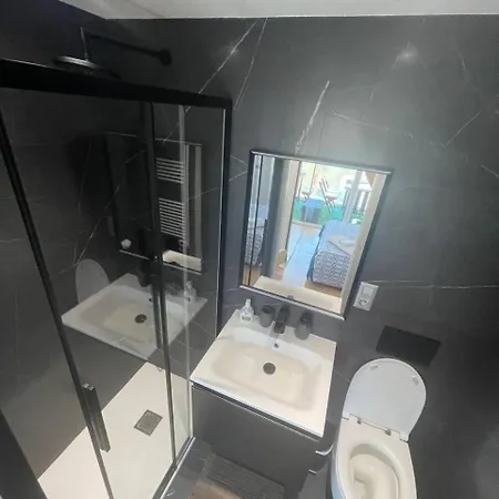 Apartment Monaco Monte-Carlo Door Step - Luxury Apartment - 2 Bedrooms 2 Bathrooms - Superb Modern Fully Equipped Saint-Antoine (Alpes-Maritimes)