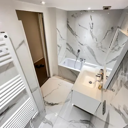Monaco Monte-Carlo Door Step - Luxury Apartment - 2 Bedrooms 2 Bathrooms - Superb Modern Fully Equipped *